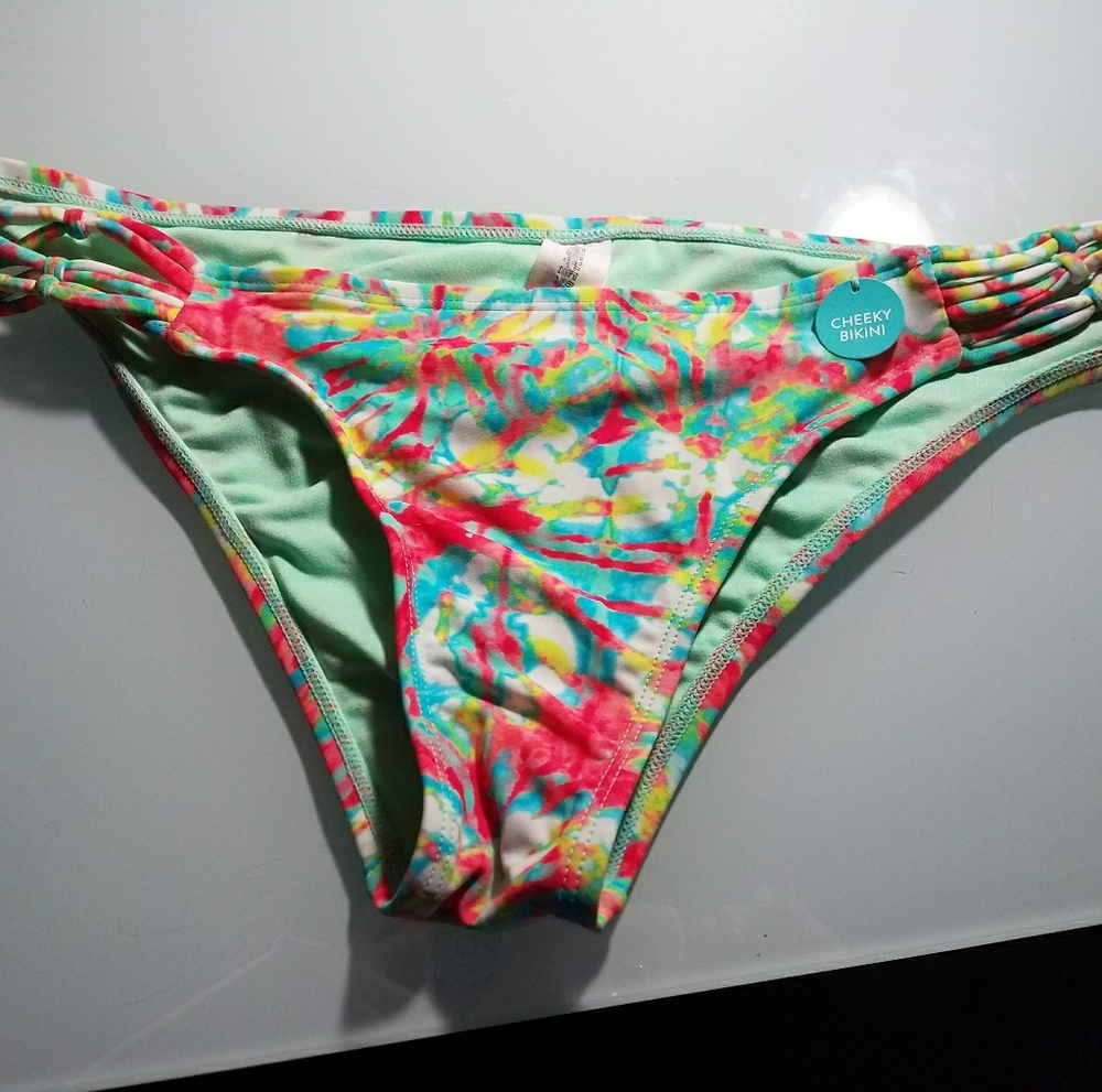 NWT  bikini bottoms, Large